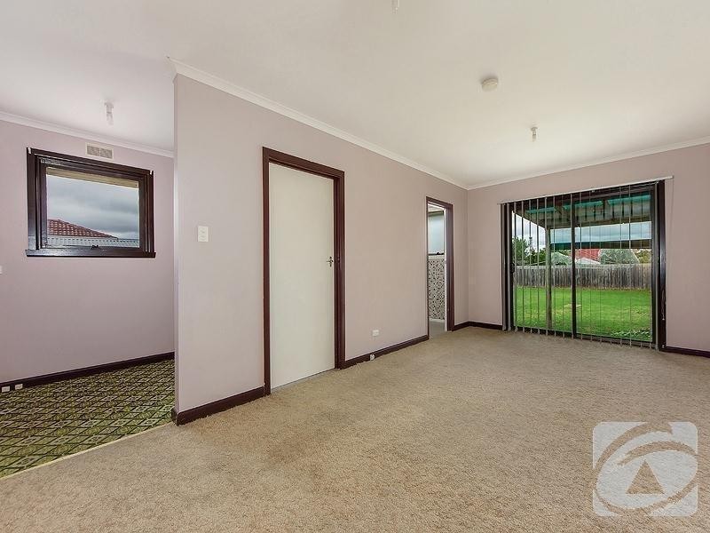 39 Helen Street, St Albans VIC 3021