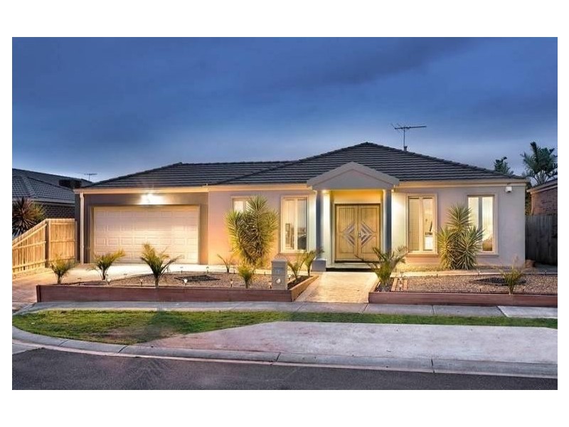 34 Johnstone Way, Taylors Hill VIC 3037