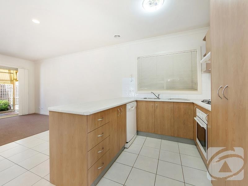 8 Kate Way, Hillside VIC 3037