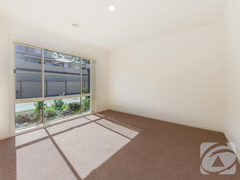 8 Kate Way, Hillside VIC 3037