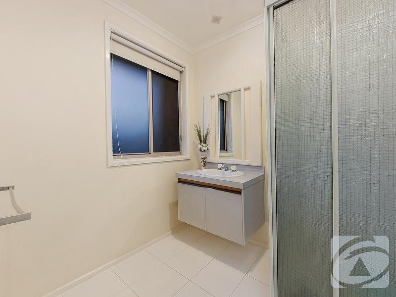 4 Marriot Road, Keilor Downs VIC 3038