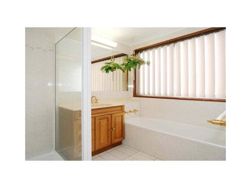 216 Sunshine Avenue, Kealba VIC 3021