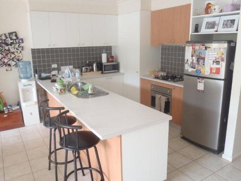 11 Wentworth Drive, Taylors Lakes VIC 3038