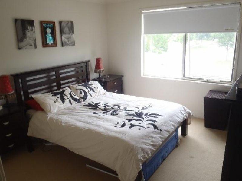 11 Wentworth Drive, Taylors Lakes VIC 3038