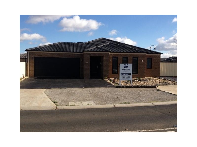 28 Webbs Avenue, Taylors Hill VIC 3037