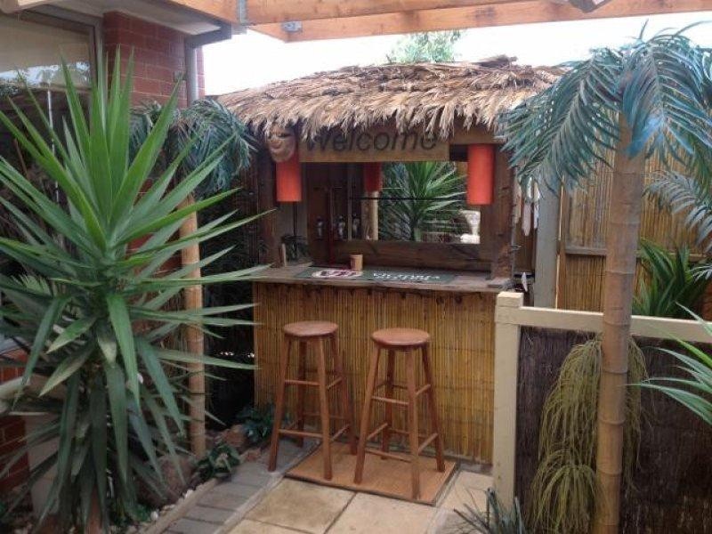 6 Verdon Avenue, Caroline Springs VIC 3023