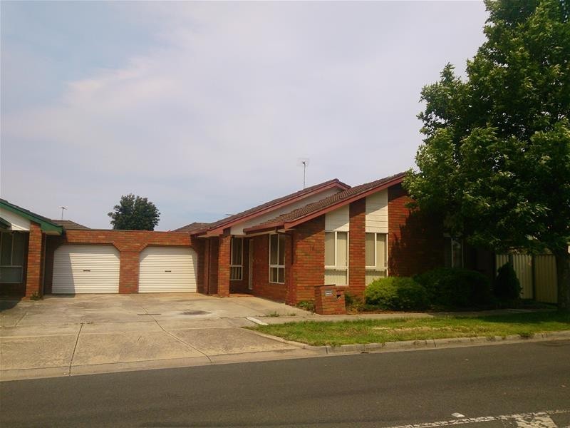 14 Meade Way, Sydenham VIC 3037