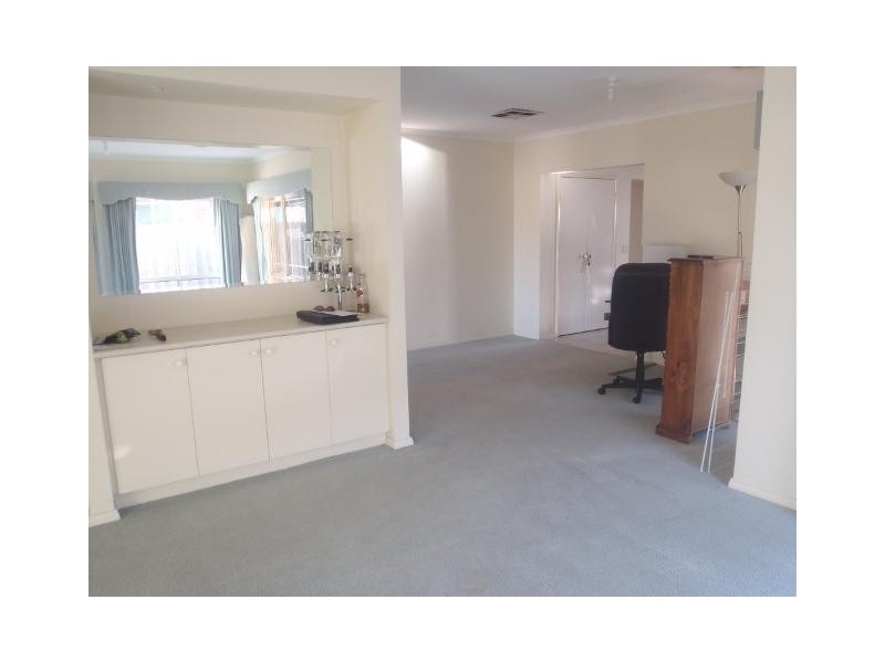 5 Corama Court, Sydenham VIC 3037