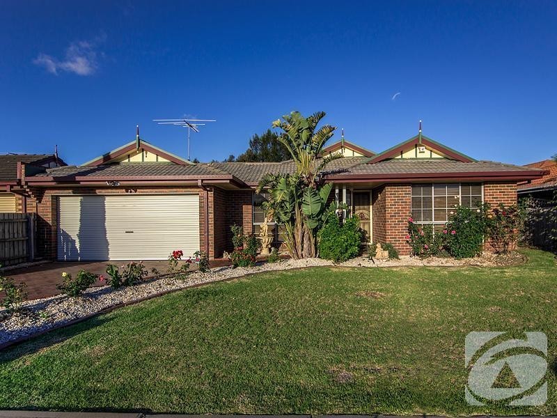 5 Antionetta Way, Hillside VIC 3037