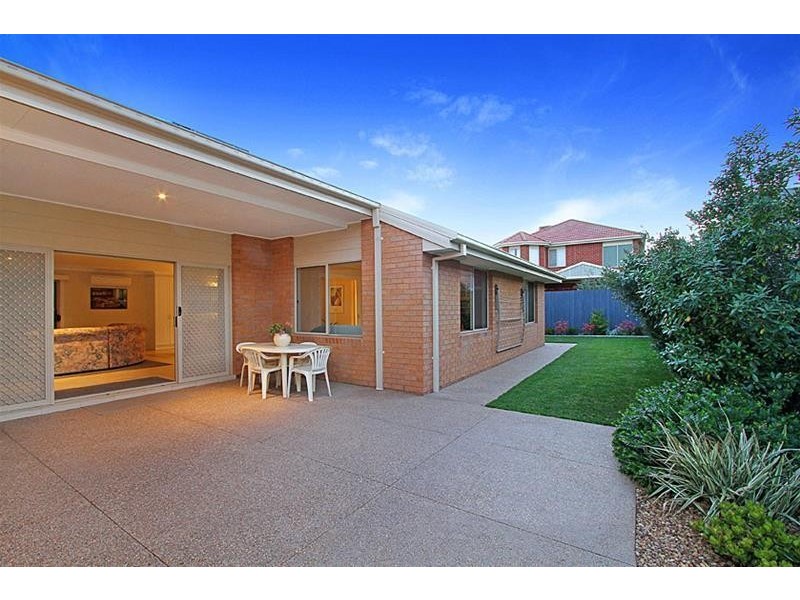 71 Domain Drive, Hillside VIC 3037