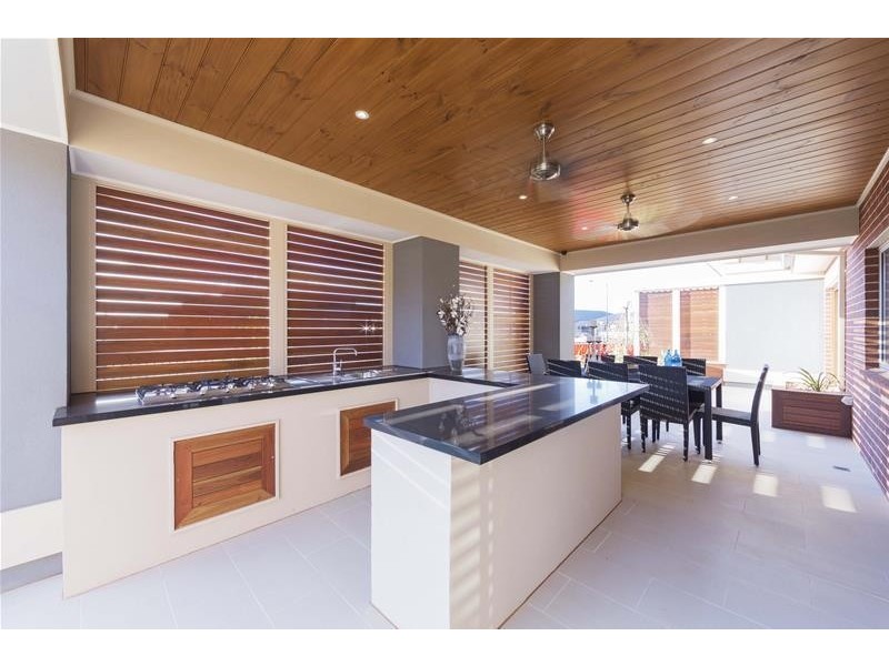 Melton South VIC 3338