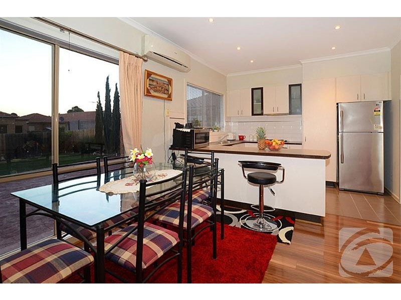 7 Durack Circuit, Taylors Hill VIC 3037