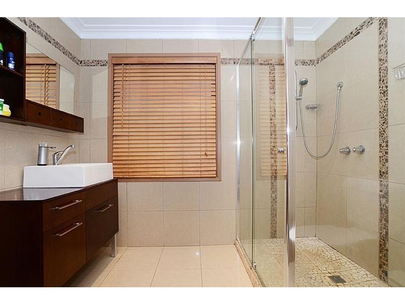 1 Gretal Court, Taylors Lakes VIC 3038