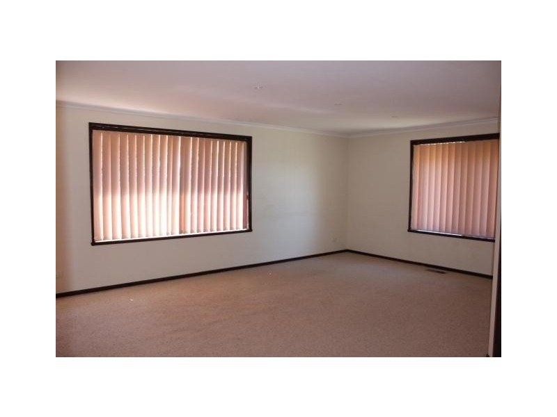 2 Kenton Place, Kealba VIC 3021