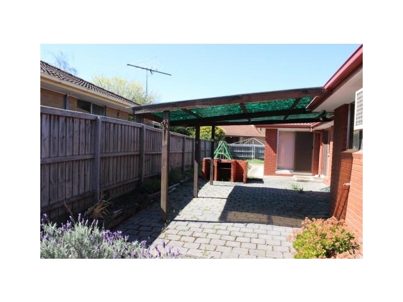 2 Kenton Place, Kealba VIC 3021