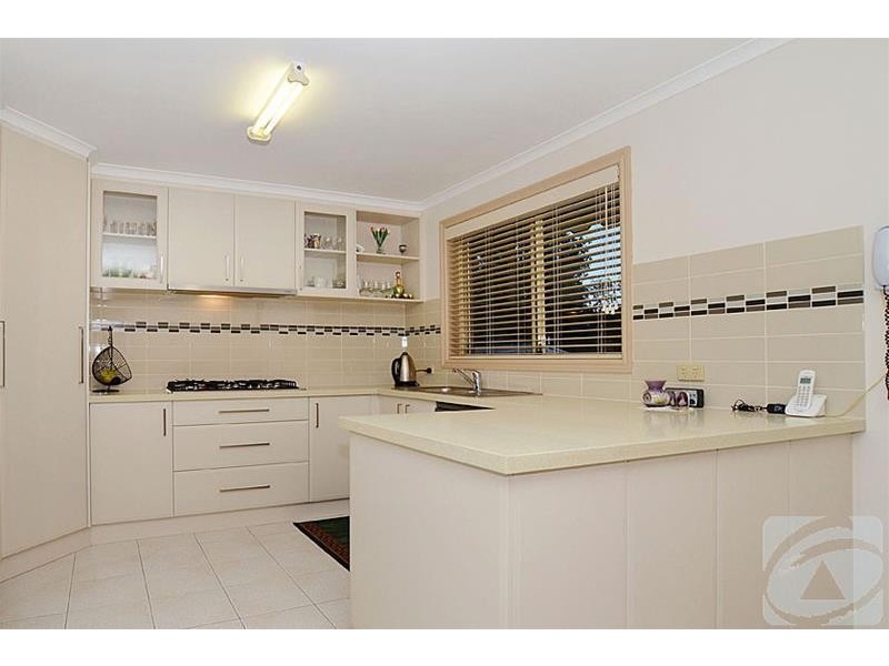 10 Kontek Way, Sydenham VIC 3037