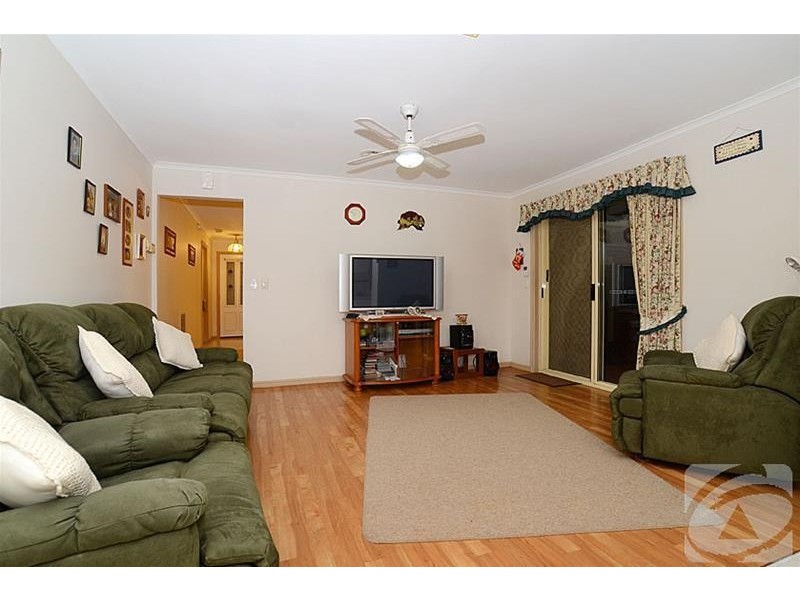 10 Kontek Way, Sydenham VIC 3037