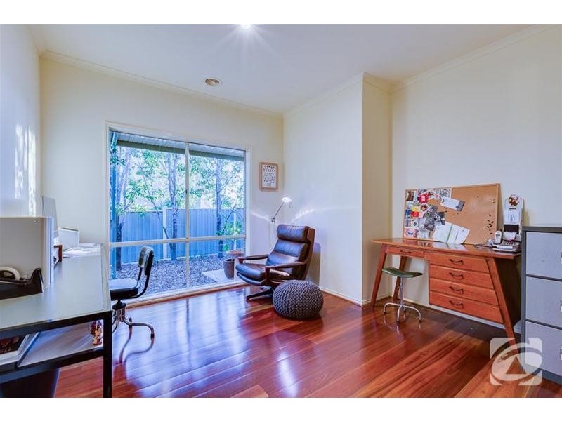 6 Lancelot Court, Hillside VIC 3037