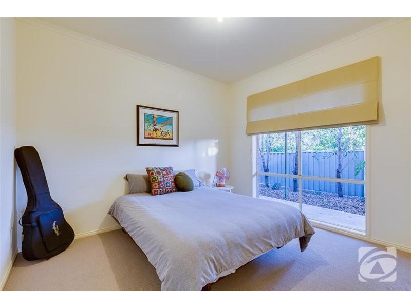 6 Lancelot Court, Hillside VIC 3037