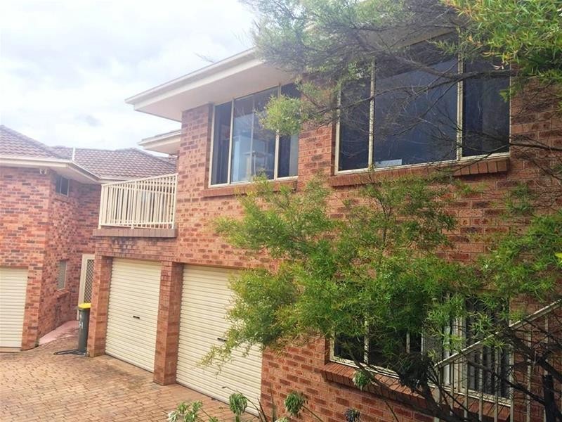 2/1 Bland Place, Gerroa NSW 2534