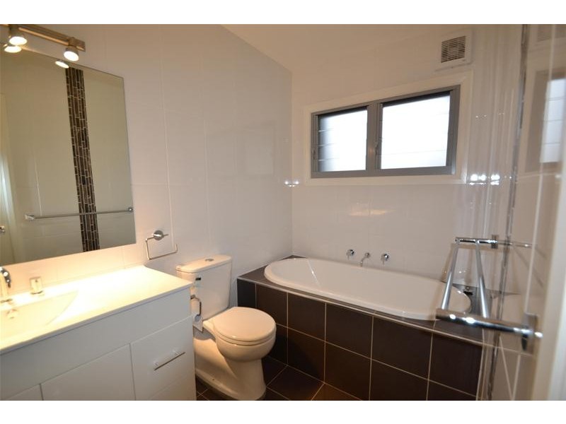 30b McIntosh Street, Shoalhaven Heads NSW 2535