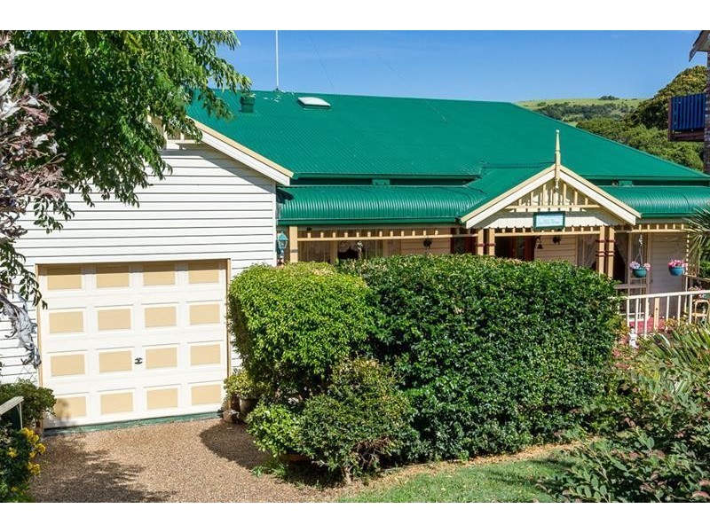 24 Anembo Crescent, Kiama Heights NSW 2533