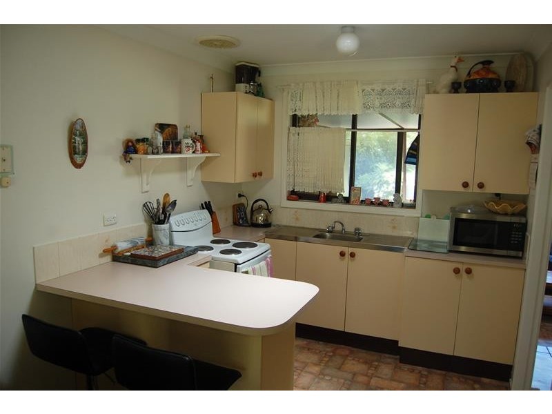 48 South Kiama Drive, Kiama Heights NSW 2533