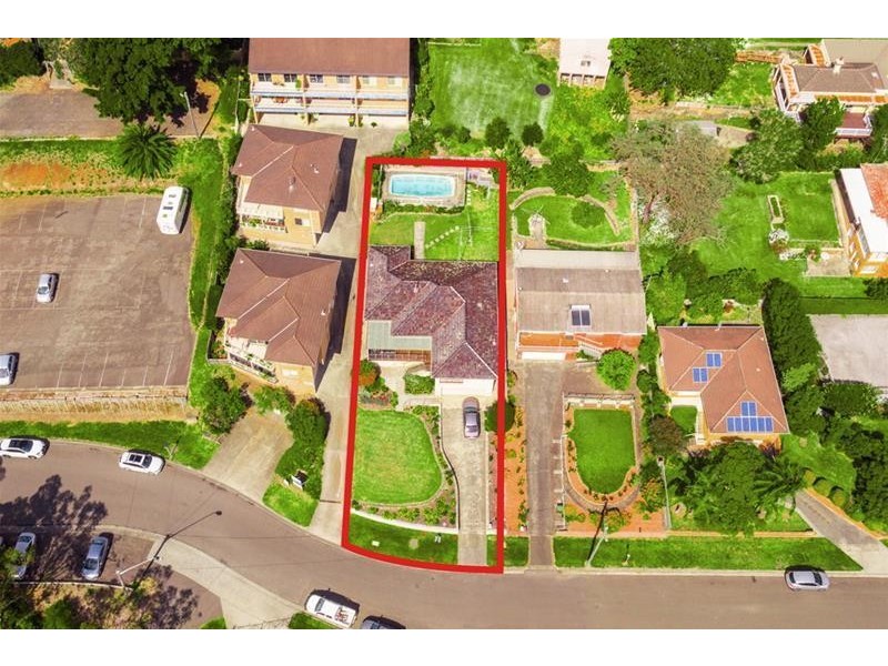 8 Akuna Street, Kiama NSW 2533