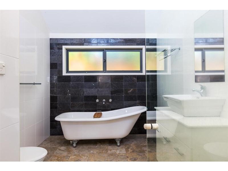 1A Tombonda Drive, Kiama NSW 2533