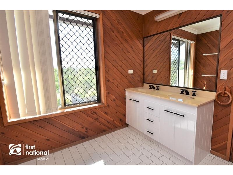 72 Thalberg Avenue, Biloela QLD 4715