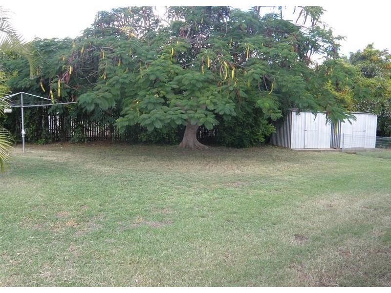 2/160 Kroombit Street, Biloela QLD 4715