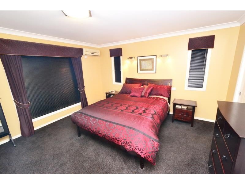 16 Harcla Close, Biloela QLD 4715