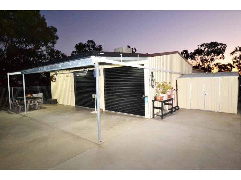 16 Harcla Close, Biloela QLD 4715