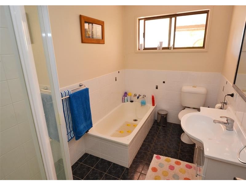 42 Blanches Road, Thangool QLD 4716