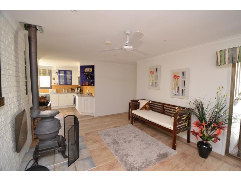 90 Thalberg Avenue, Biloela QLD 4715