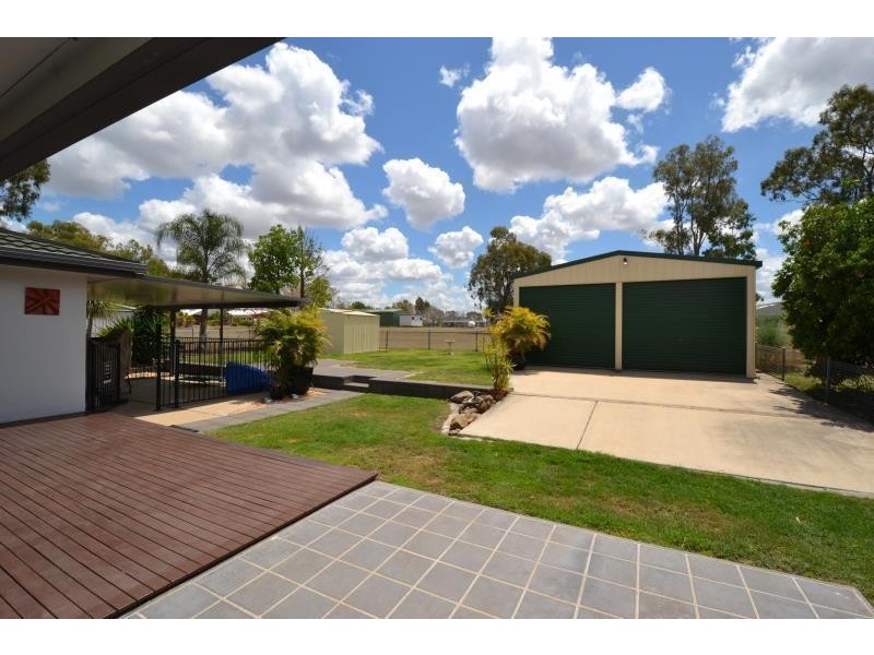 90 Thalberg Avenue, Biloela QLD 4715