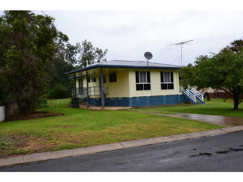 34 Dee Street, Biloela QLD 4715