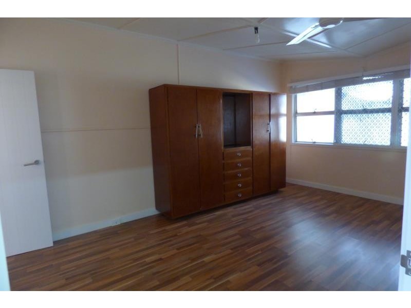 1/128 Kroombit Street, Biloela QLD 4715