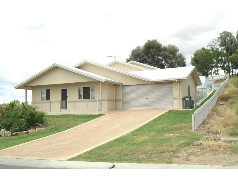 14 Michael Drive, Biloela QLD 4715