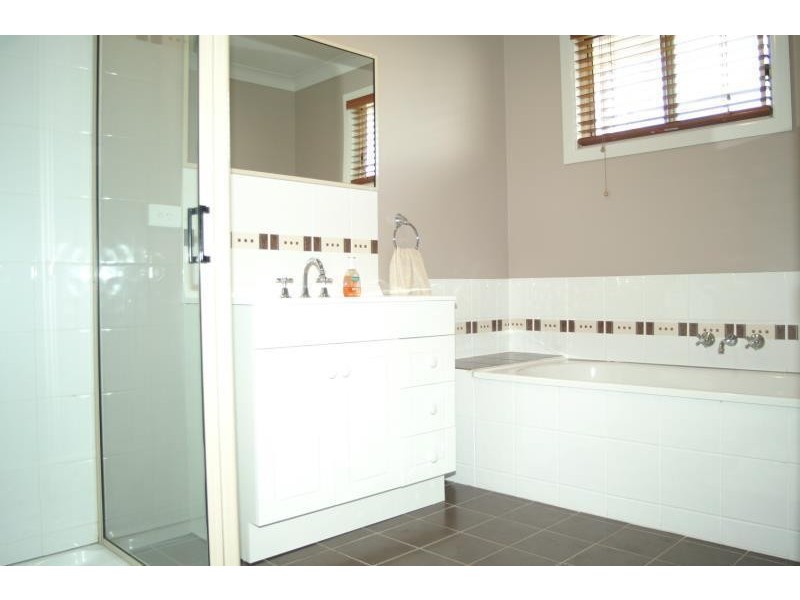 14 Michael Drive, Biloela QLD 4715