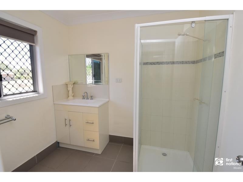 2A Hills Avenue, Biloela QLD 4715