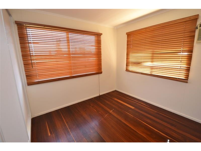 5 Lookerbie Street, Biloela QLD 4715