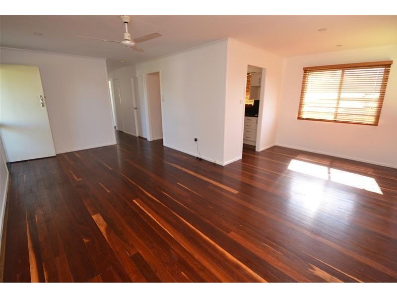 5 Lookerbie Street, Biloela QLD 4715