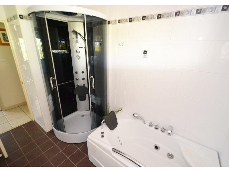 7 Raglan Street, Biloela QLD 4715