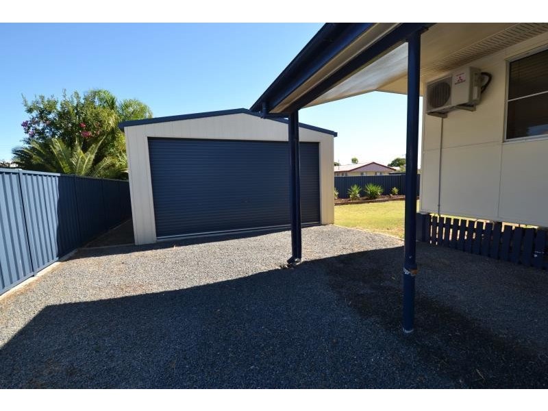 5 Lookerbie Street, Biloela QLD 4715