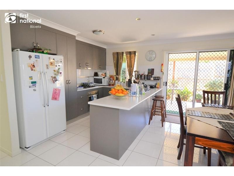 8 Valley View Drive, Biloela QLD 4715