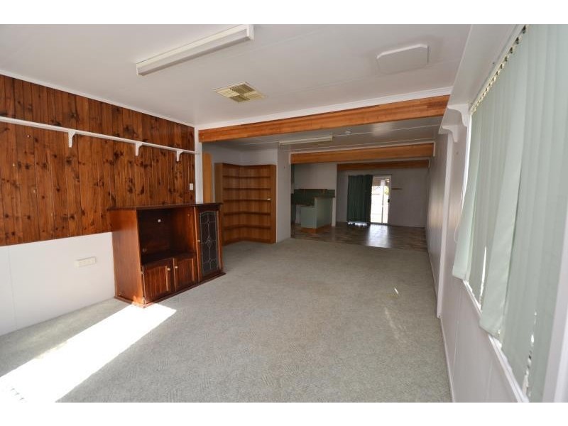 103 Kroombit Street, Biloela QLD 4715