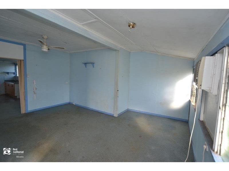 1 Warren Street, Goovigen QLD 4702