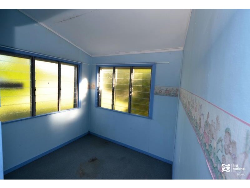 1 Warren Street, Goovigen QLD 4702