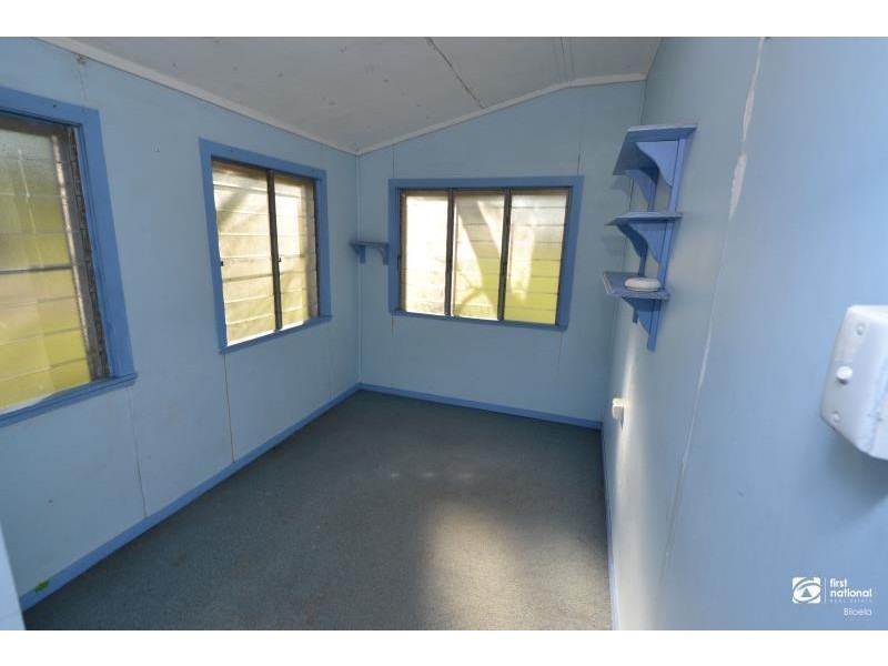 1 Warren Street, Goovigen QLD 4702